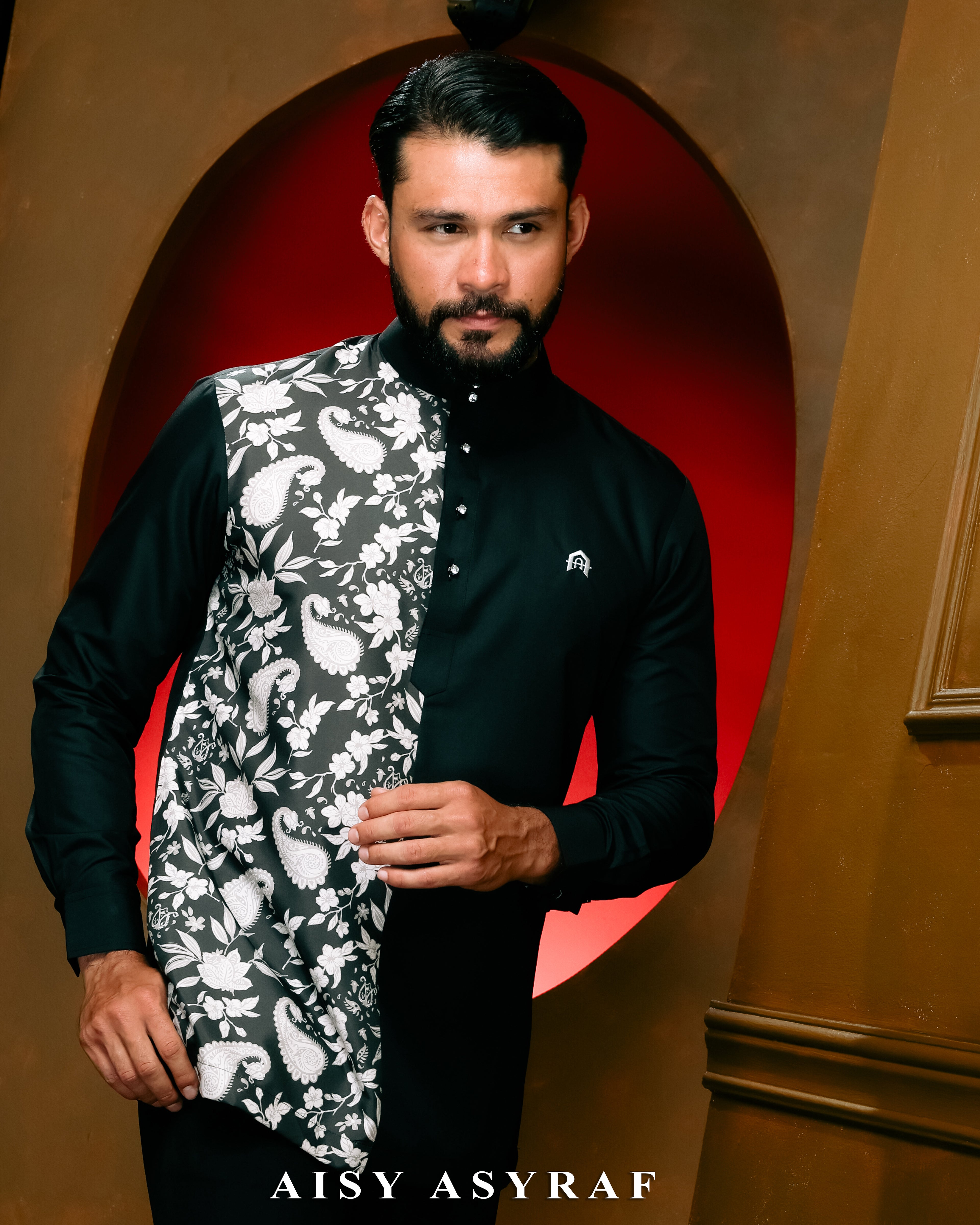 Kurta Nabeela Raya - Black